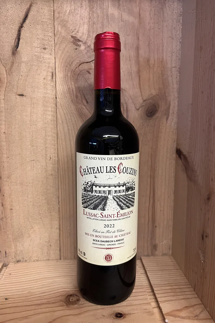 De fles Château les Couzins 2022